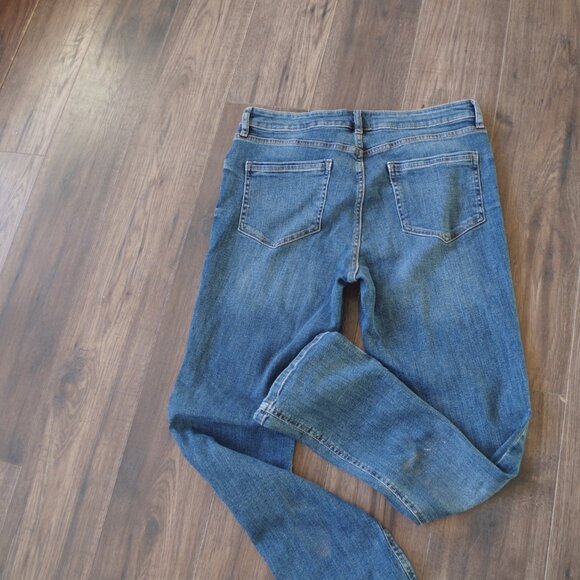 Eco Friendly High Rise Jeas By F&F Made In Pakistan - Picture 4 of 4